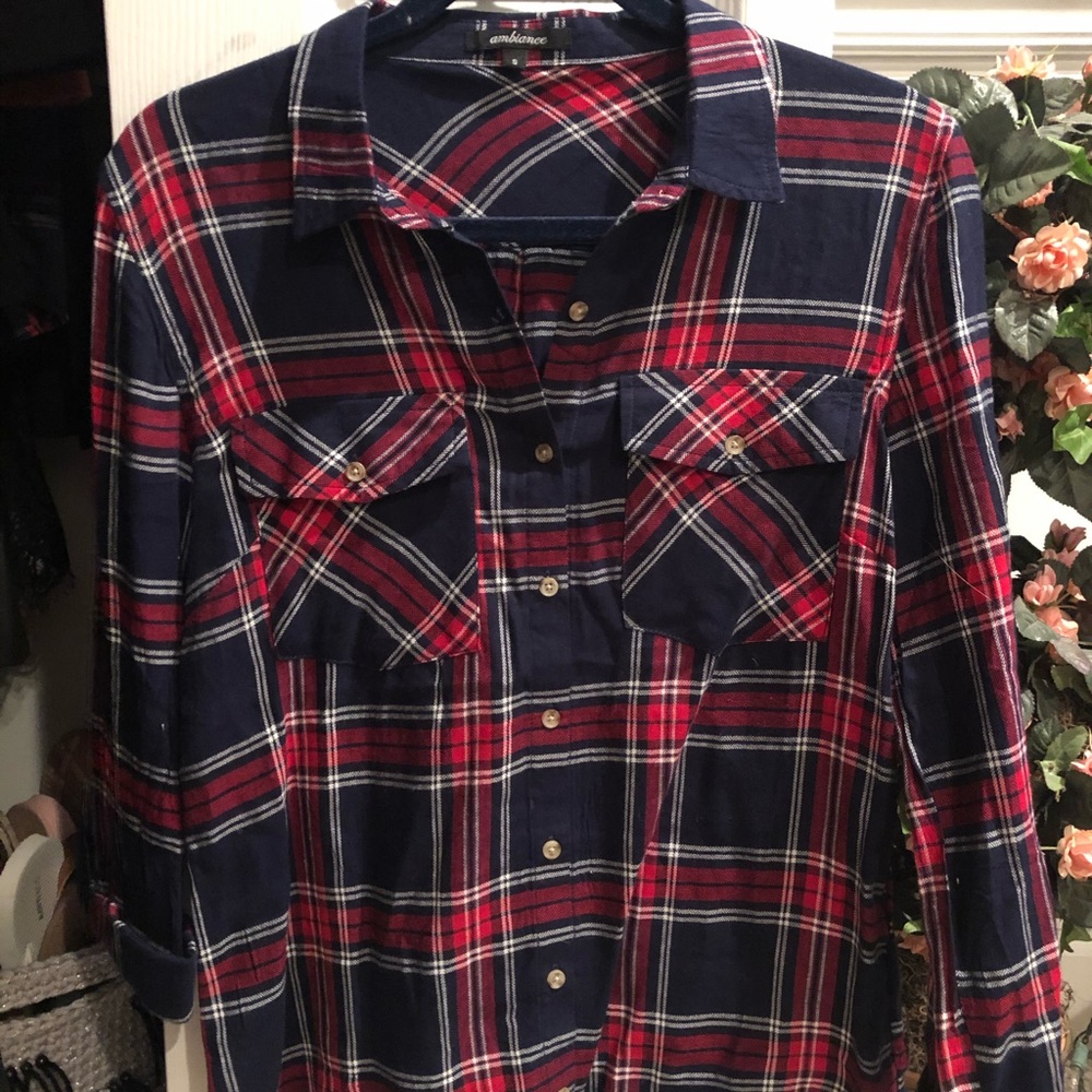 Plaid top